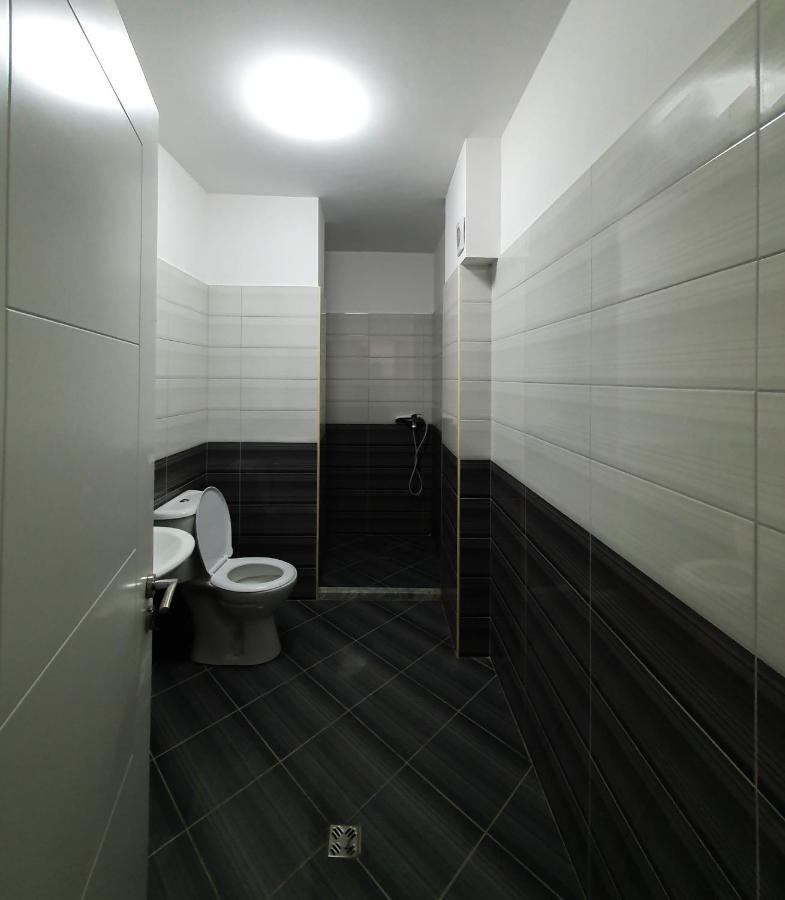 Low Cost Banesa Kosovare Shëngjin Exterior foto